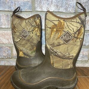 Youth Muck Boot Company Real Tree Camo Boots